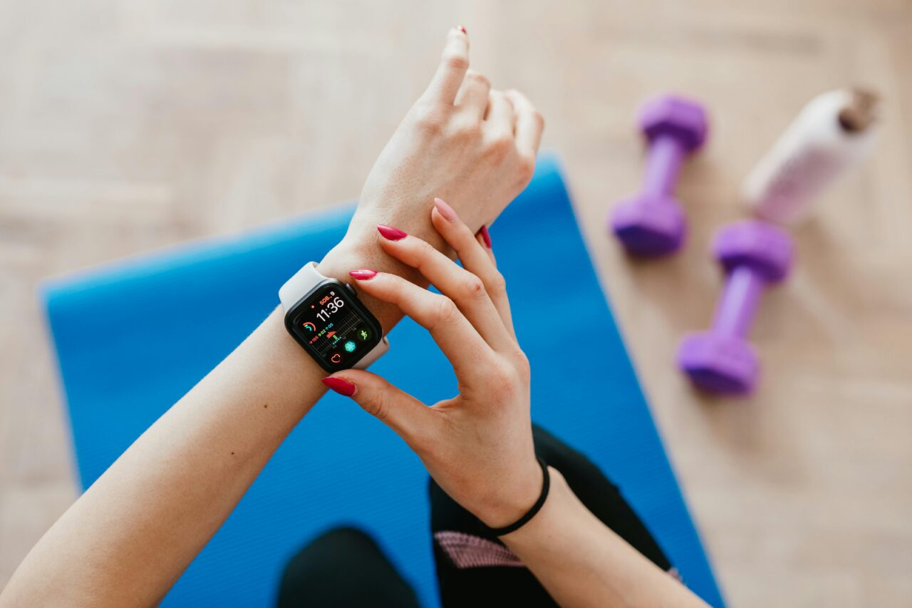 Revolutionizing Health: The Business Potential of Wearable ECG, Glucose, and Oxygen Monitors